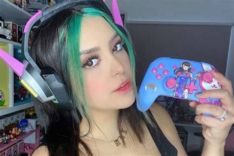 mujer gamer|Top 10: las influencers gamers mexicanas con más。